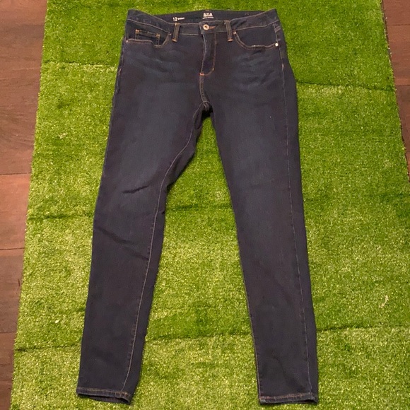 Ladies Skinny Jeans - Picture 1 of 3